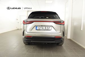 Lexus NX bild 4