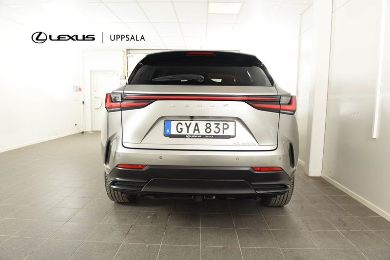 Lexus NX bild 4