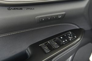 Lexus NX bild 11