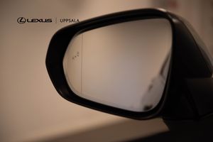 Lexus NX bild 16