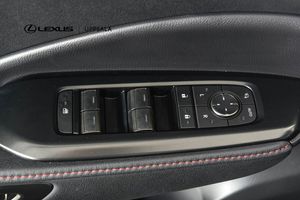 Lexus LBX bild 11