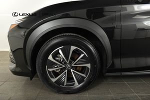 Lexus RZ bild 21