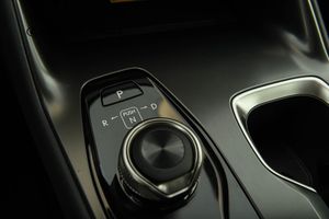 Lexus RZ bild 14