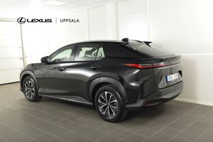 Lexus RZ bild 3