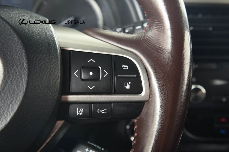 Lexus RX bild 17