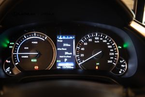 Lexus RX bild 23
