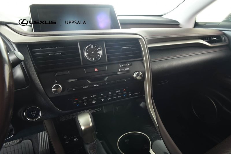 Lexus RX bild 19