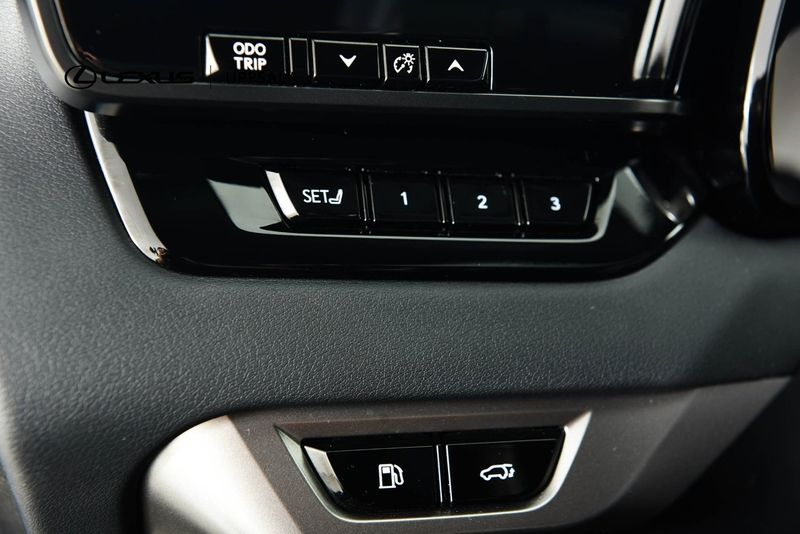 Lexus RX bild 13