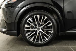 Lexus RX bild 23