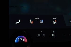 Lexus RX bild 19