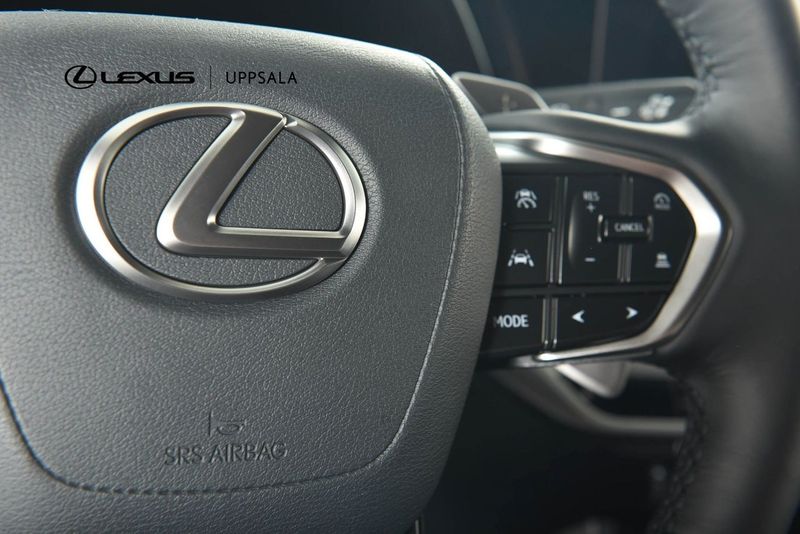 Lexus RX bild 13