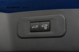 Lexus NX bild 10