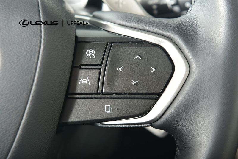 Lexus RX bild 17