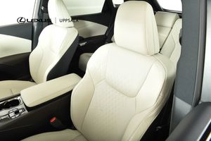 Lexus RX bild 26