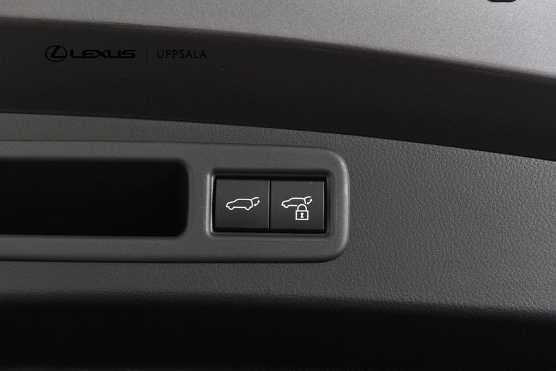 Lexus RX bild 12