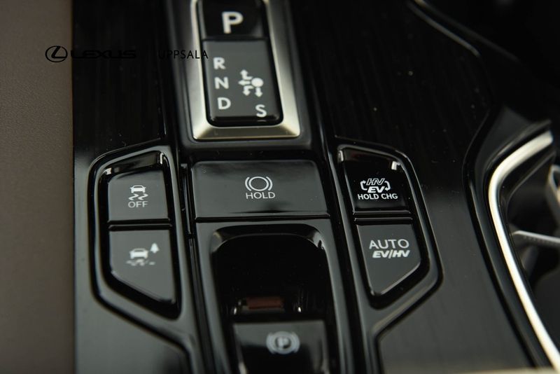 Lexus RX bild 18