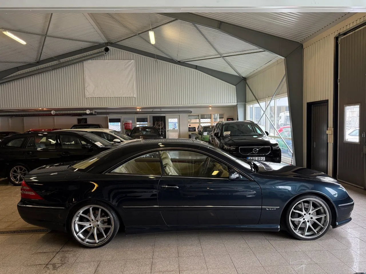 Vehicle image 6