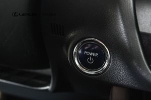 Lexus RX bild 17