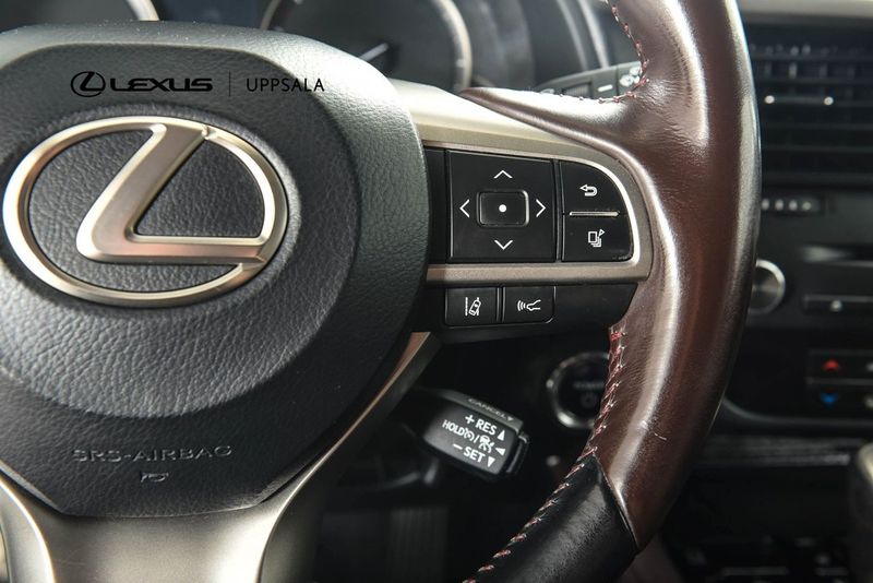 Lexus RX bild 15