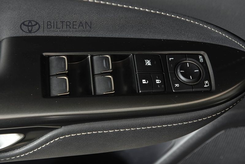 Lexus NX bild 11