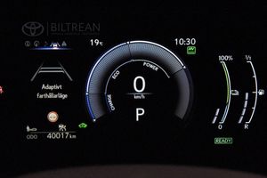 Lexus NX bild 16