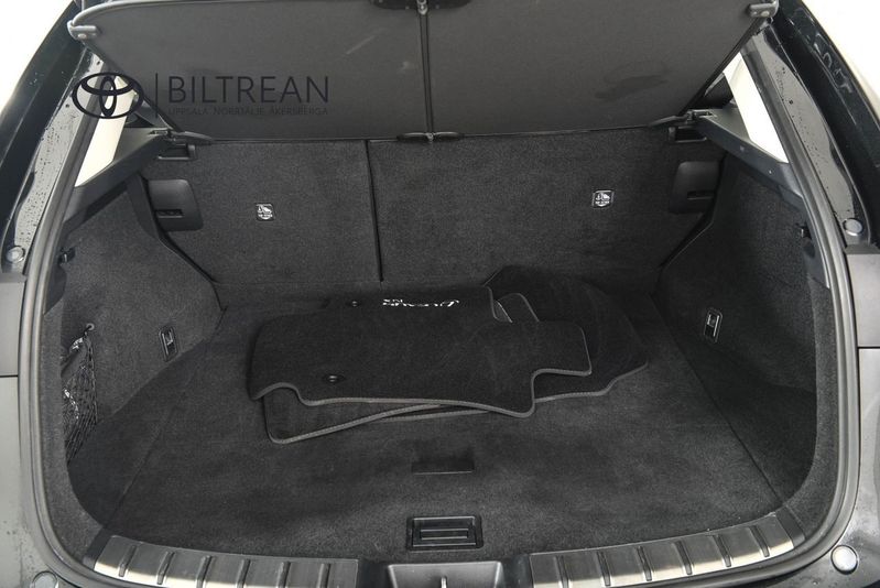 Lexus NX bild 9