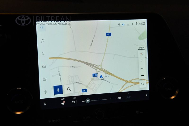 Lexus NX bild 17
