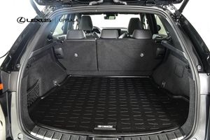 Lexus NX bild 8