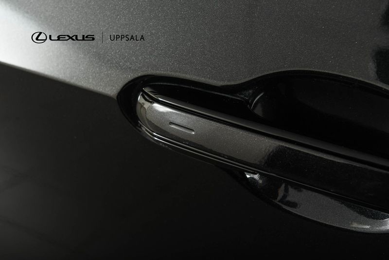 Lexus NX bild 21