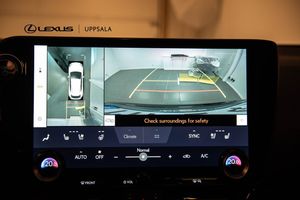 Lexus NX bild 16