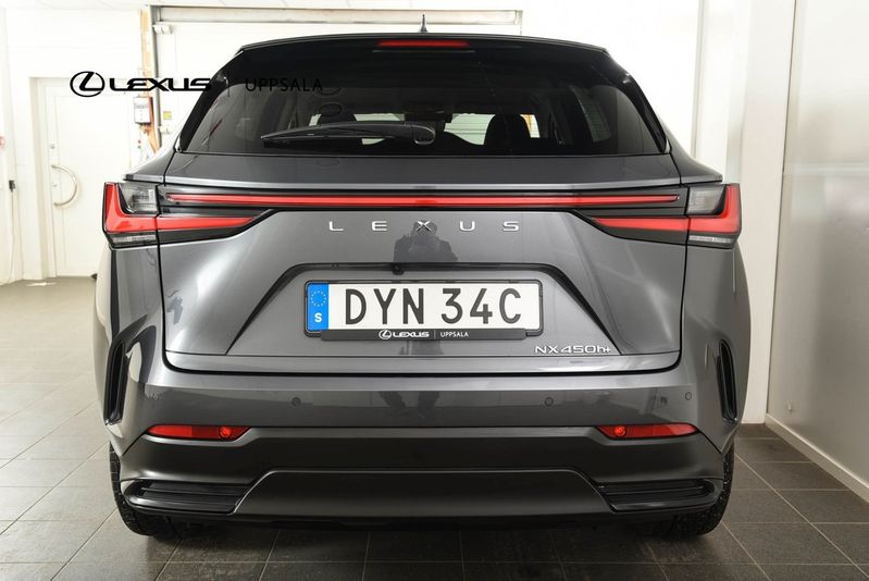 Lexus NX bild 4
