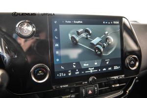 Lexus NX bild 11