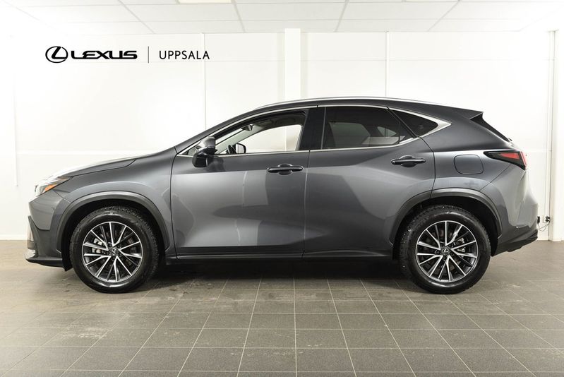 Lexus NX bild 2