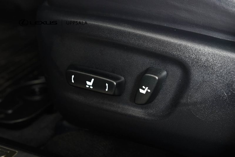 Lexus NX bild 12