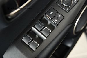 Lexus NX bild 11