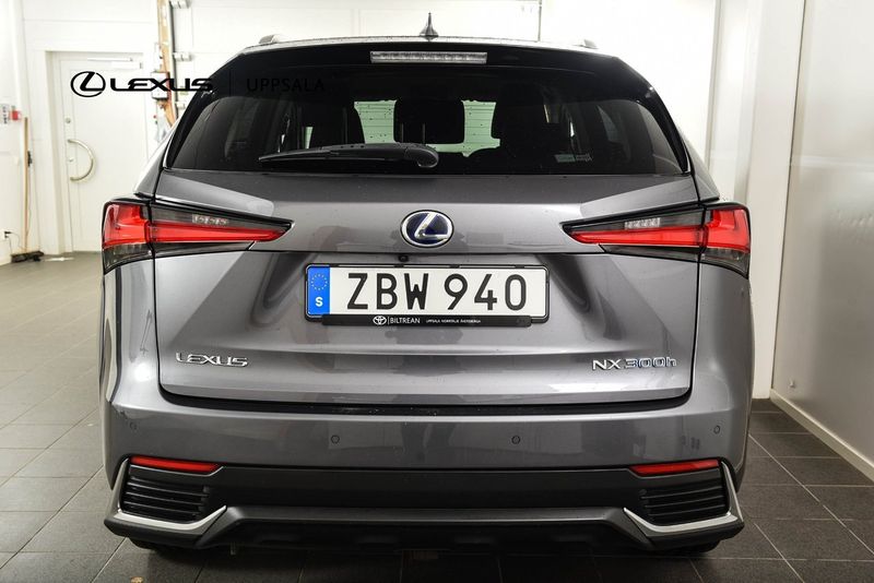 Lexus NX bild 4