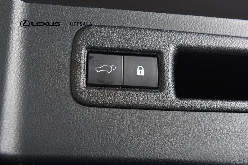 Lexus NX bild 10