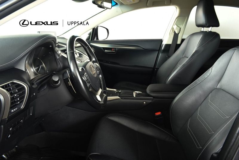 Lexus NX bild 6