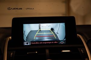 Lexus NX bild 17