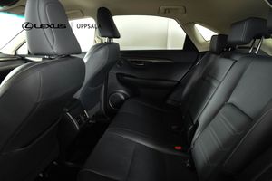 Lexus NX bild 7