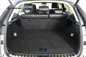 Lexus NX bild 9