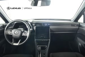 Lexus LBX bild 8