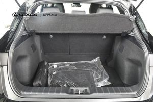 Lexus LBX bild 9