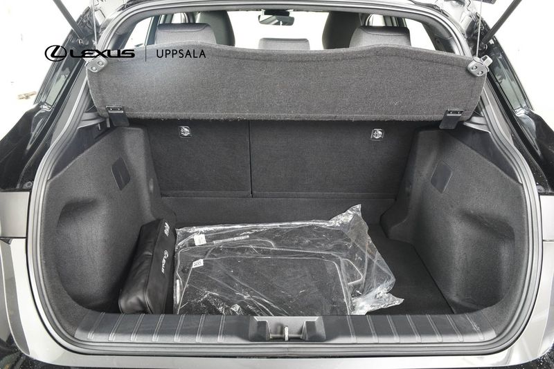 Lexus LBX bild 9