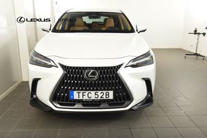 Lexus NX bild 5