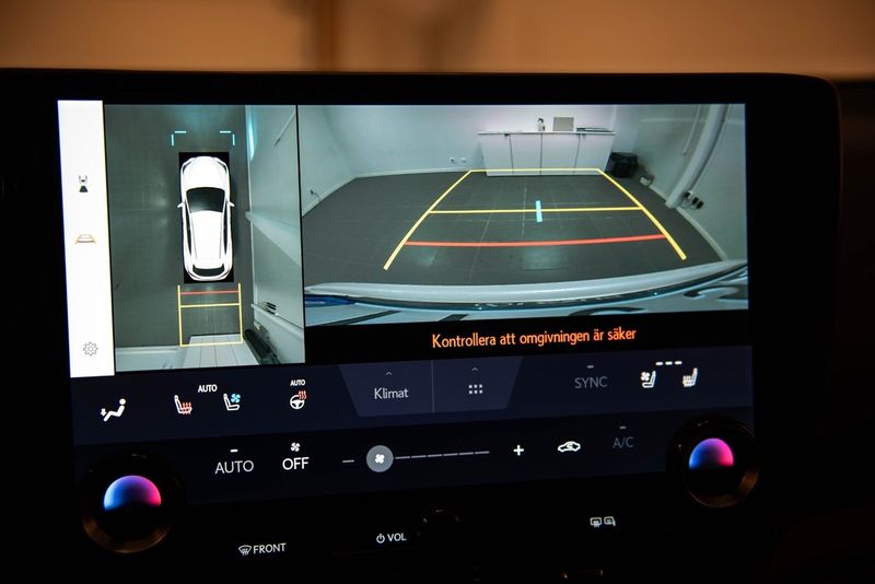 Lexus NX bild 20