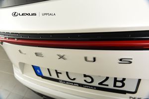 Lexus NX bild 25