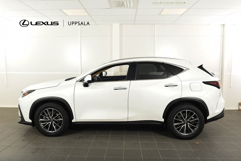 Lexus NX bild 3