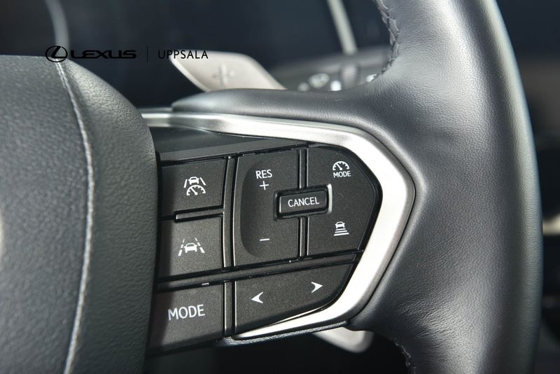 Lexus NX bild 15