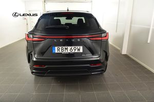 Lexus NX bild 4